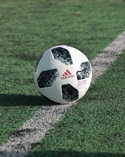 الدوريات الأوروبية الكبرى تطالب يويفا بإعادة النظر في إصلاحات دوري الأبطال